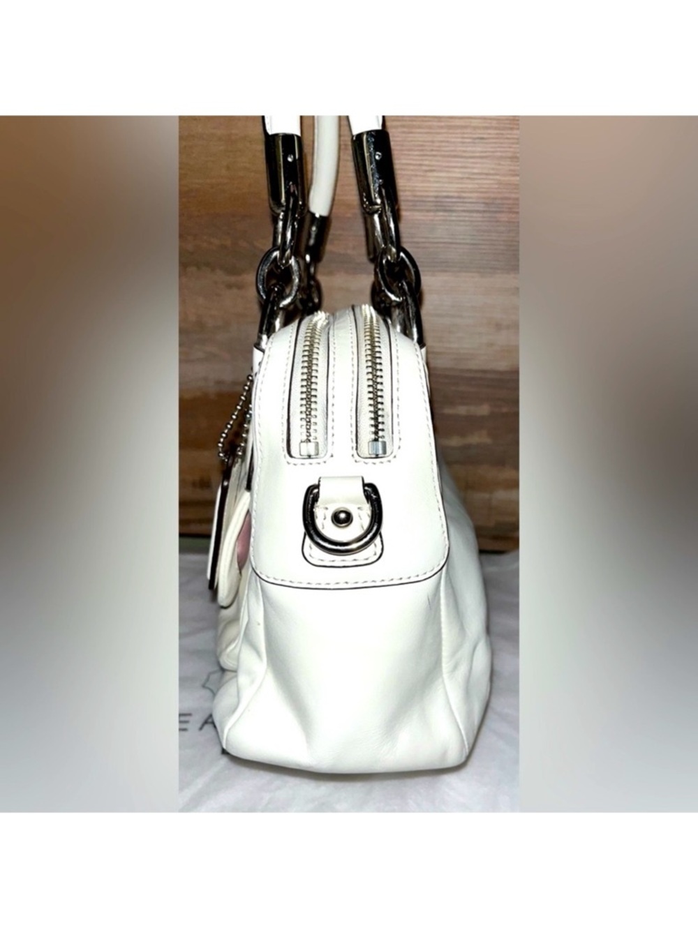 Coach🤍White Leather Pink Satin Interior
Satchel Handbag 🌸BEAUTIFUL - Picture 8 of 14